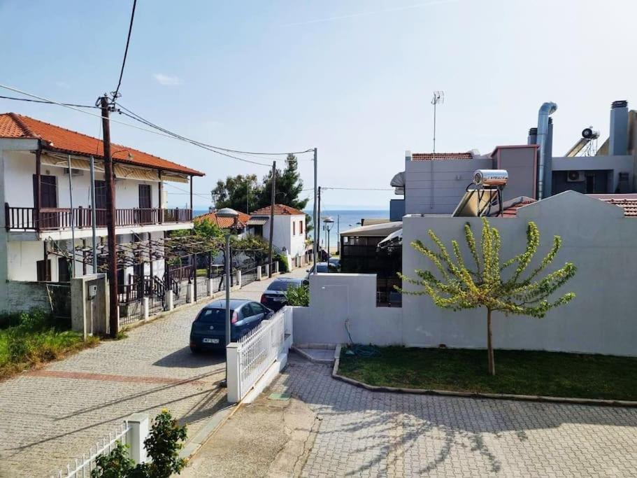 Our Home-Fully Renovated Apartments And Studios By The Sea Nikiti  Exterior photo